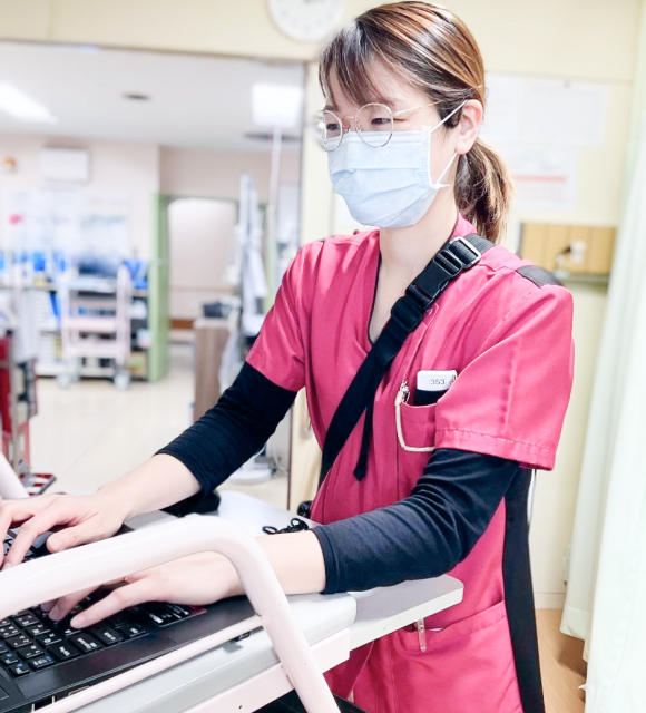 先輩の声（女性看護師）